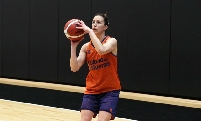 Queralt Casas: “Tenemos muchas ganas porque hay un título en juego”