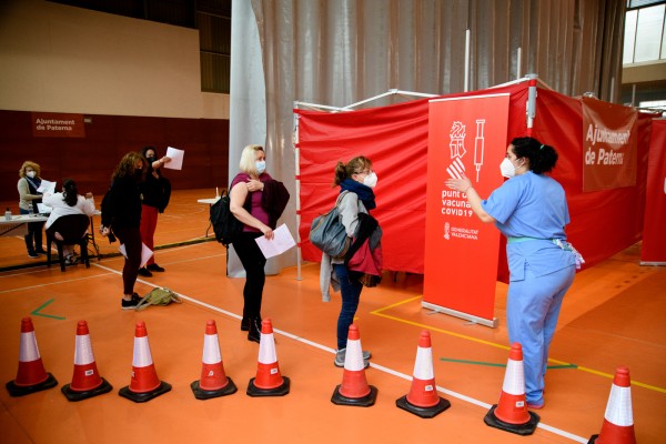 Sanidad informa de cinco positivos en Castellón en la jornada del sábado 