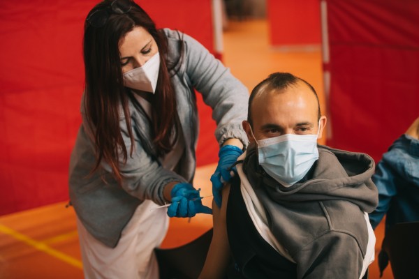Castellón suma su sexto día sin fallecidos por coronavirus pero eleva los contagios a 38 