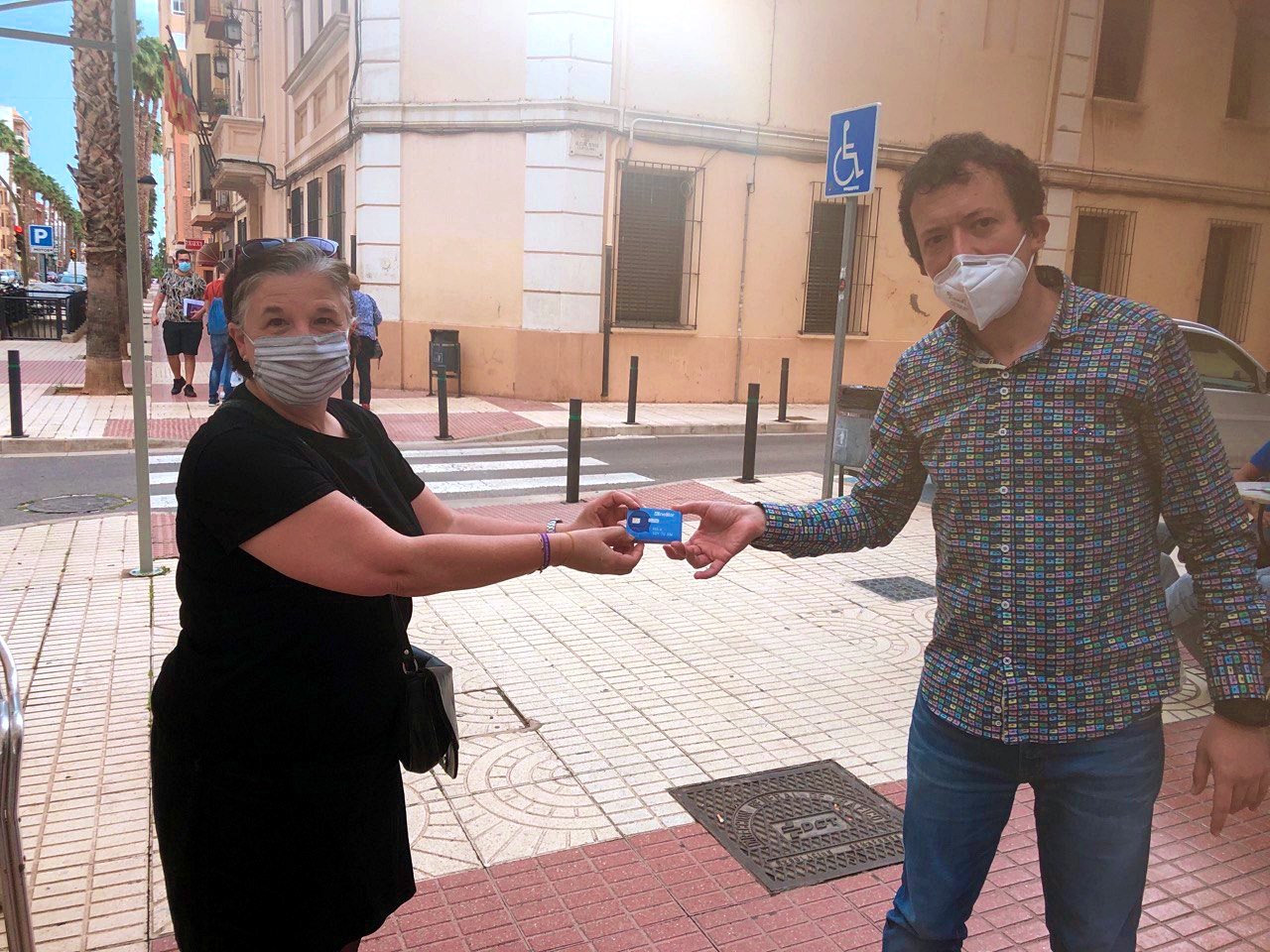 La regidoria d'Educació ha ajudat a estudiar on line a més de 200 famílies