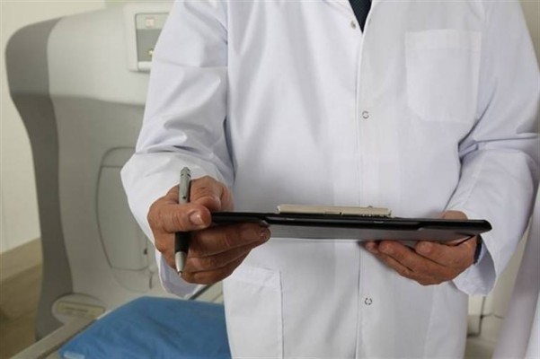 Cuatro años y medio de prisión para el médico que sacó viagra con recetas a nombre de un fallecido