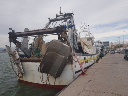 Los pescadores no ven viable que Bruselas exija aparejos más ecológicos y recorte días de faena
