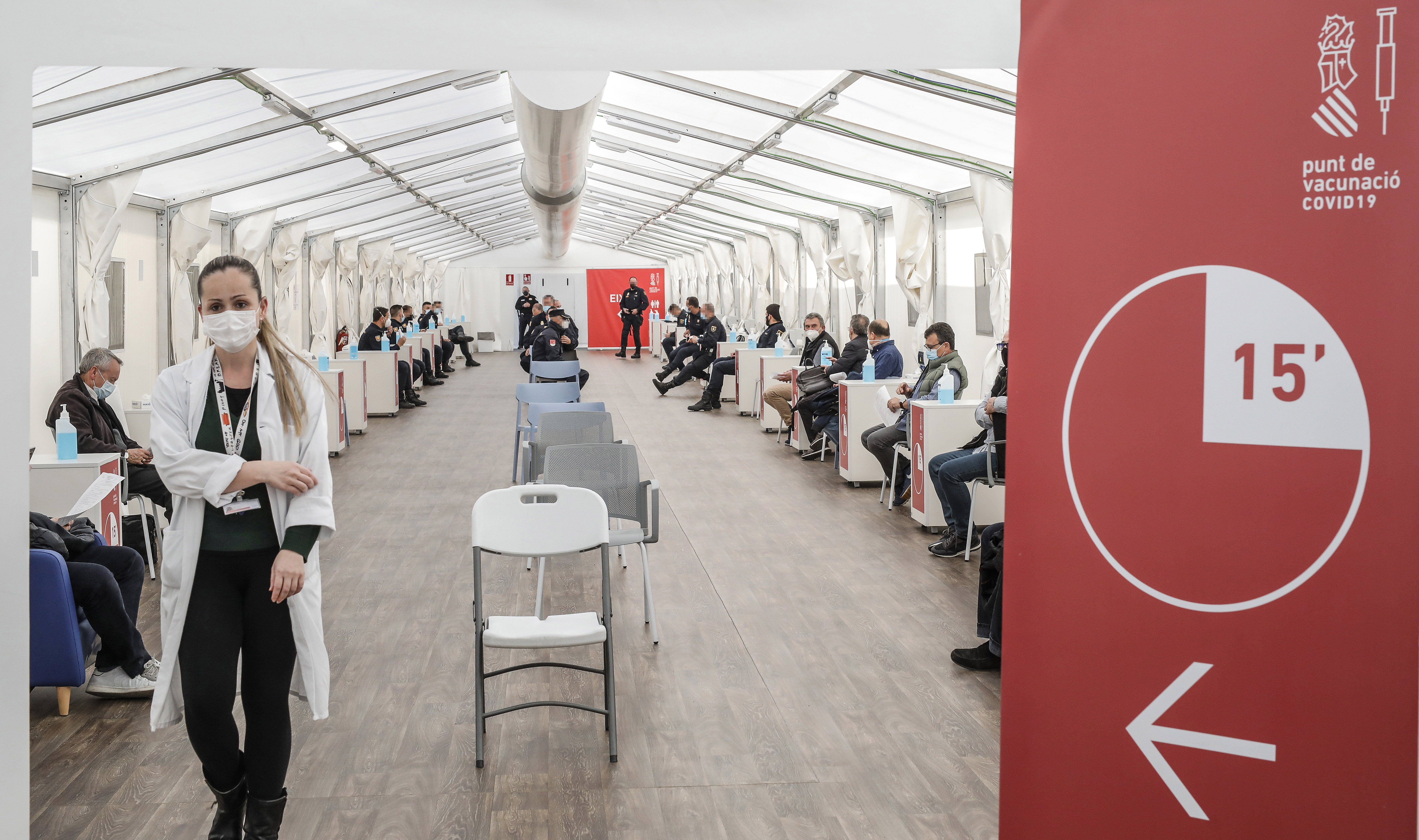 Ximo Puig plantea revisar el sistema de patentes para acabar con la escasez de vacunas

