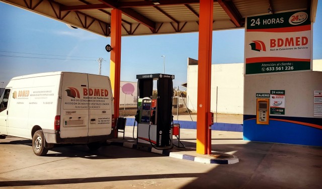 BD Med no amaina: ya tiene 18 gasolineras, otras 11 asociadas y ahora también vende gas 