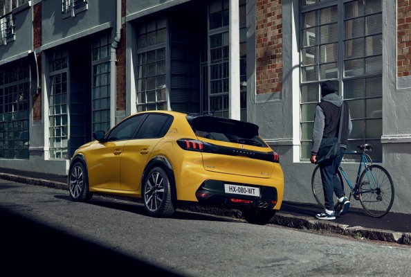 Peugeot, marca más vendida en España en el mes de marzo, con su 208 como modelo más 'popular'