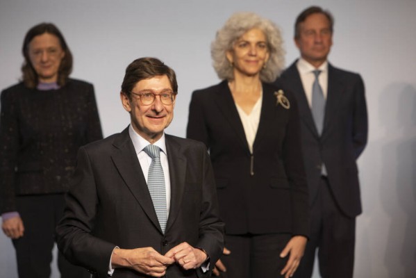 Goirigolzarri triplicará su sueldo como presidente de CaixaBank respecto al que tenía en Bankia