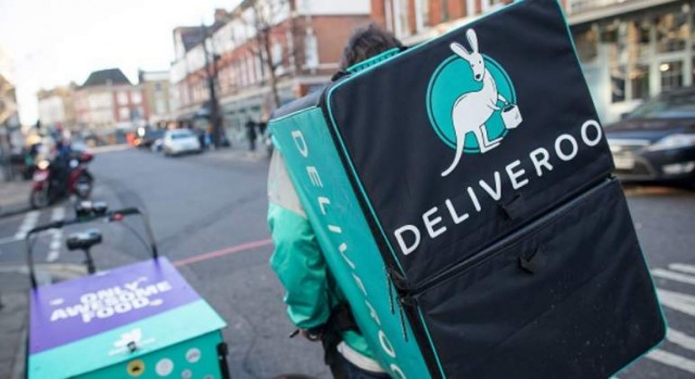 Deliveroo despide su primer día en bolsa desplomándose un 26,3%