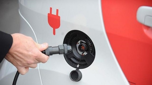 La movilidad de particulares y empresas centrarán las conferencias del Electric Movements