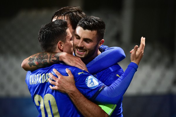 Cutrone hace un 'doblete' y pide paso a Javi Gracia