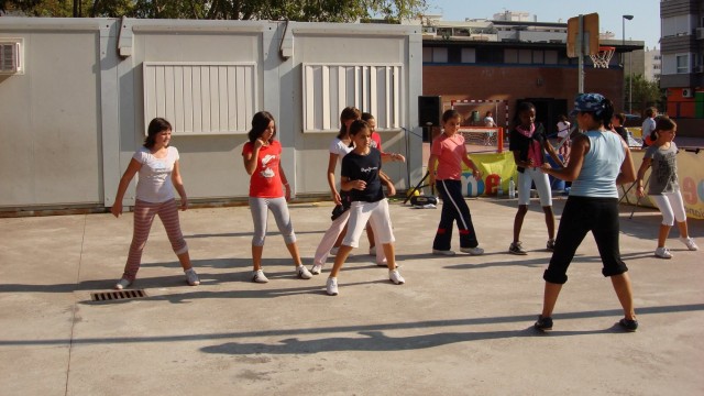 Fundación Trinidad Alfonso y Borriana celebran con los escolares el Día de l'Esport 