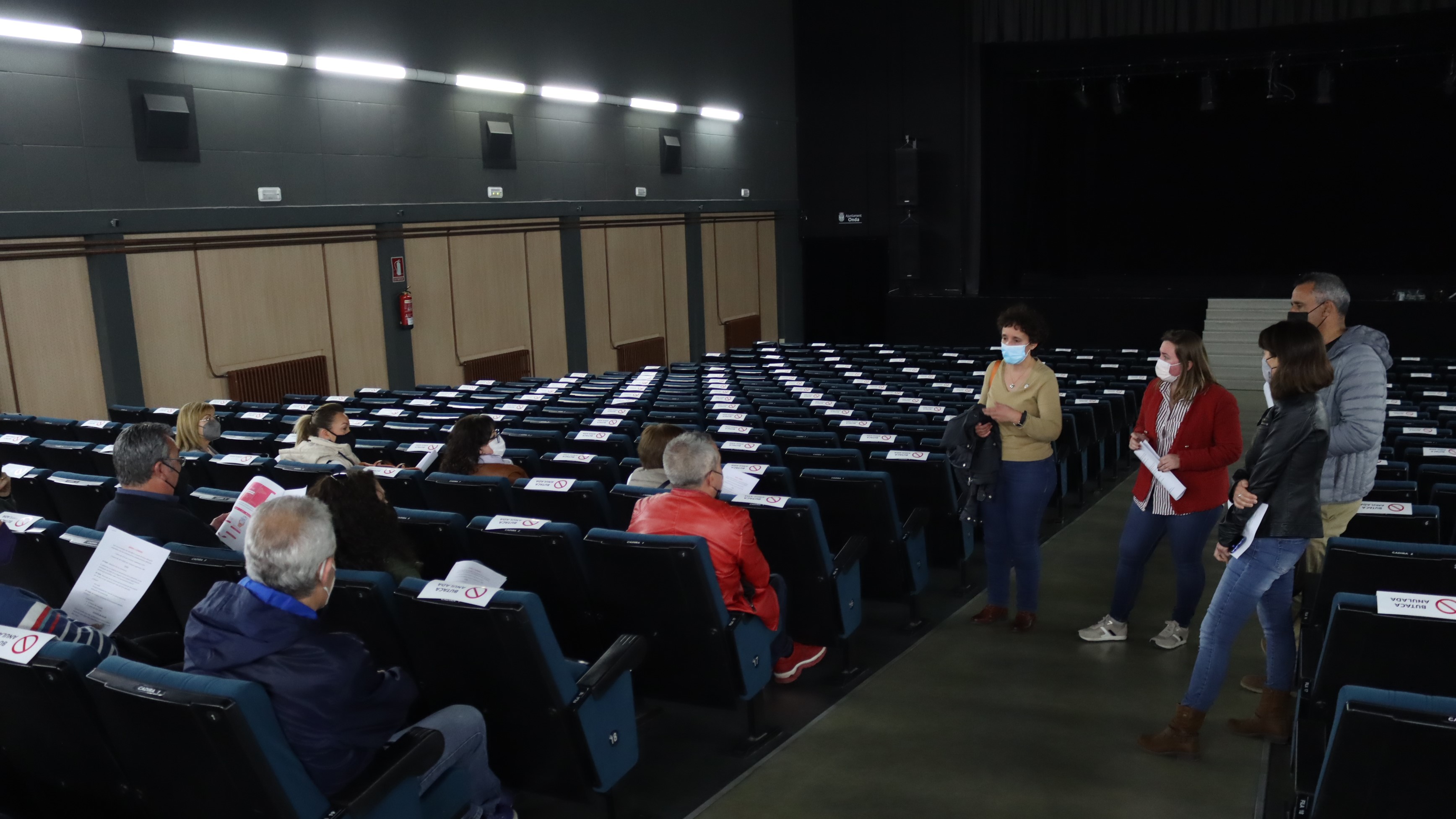 Un total de 54 establecimientos de Onda se suman a la campaña de bonos para dinamizar el comercio