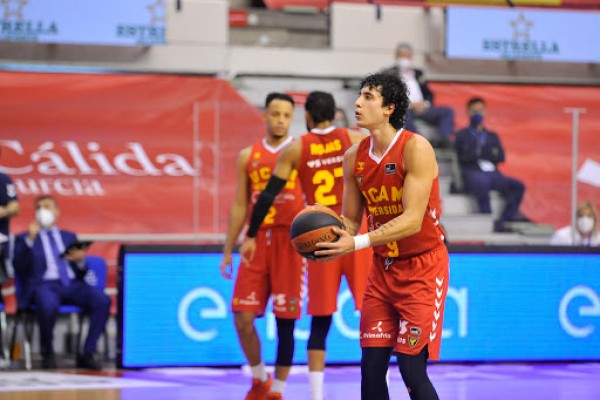 El brasileño Caio Pacheco deja el UCAM CB al acabar su mes de contrato y recuperarse Taylor