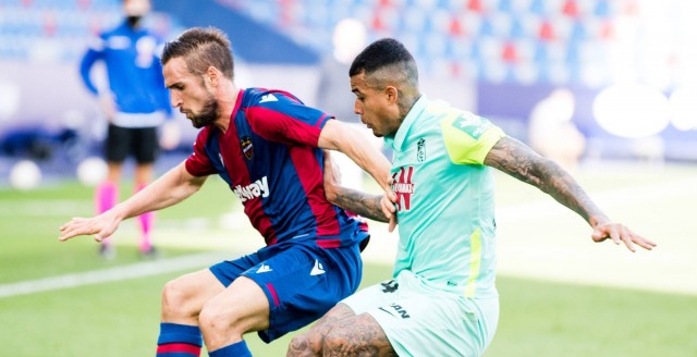 Paco López pierde a Miramón ante el Huesca por una rotura fibrilar