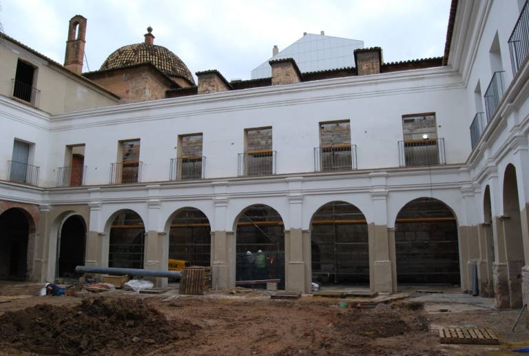 El espacio durante el proceso de rehabilitación. - 