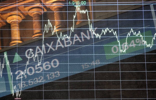 El nuevo CaixaBank cierra a la baja su primer día en bolsa... pero entra en el 'Top 10' del Ibex 35