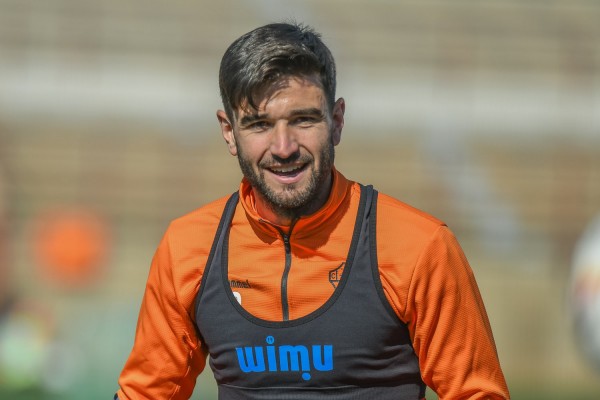 Josan no entrena por unas molestias y Barragán se incorpora al grupo