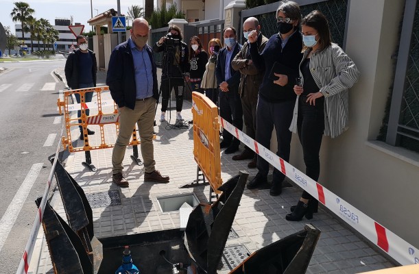 La Vall d'Uixó y Facsa realizan mejoras en la presión del agua en la Colonia Segarra