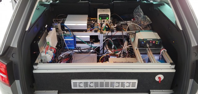 Investigadores de la UMH diseñan protocolos de comunicación para vehículos autónomos conectados