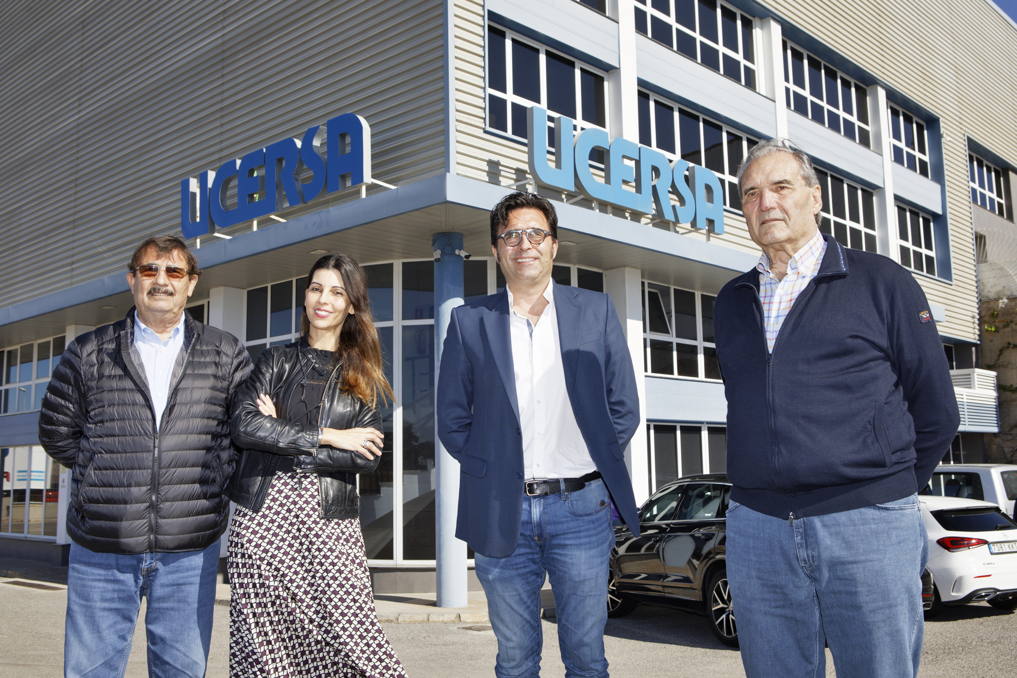 Francisco, Gloria, Lucas y Roberto forman parte de las dos generaciones que han hecho posible Ucersa. (Foto: Antonio Pradas)  - 