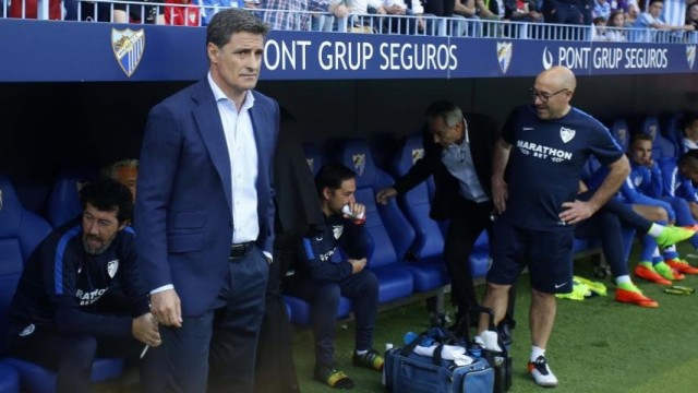 El Málaga estabiliza su situación en la tabla con la llegada de Míchel al banquillo
