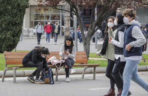 Puig abre la puerta a flexibilizar restricciones tras la Semana Santa aunque ahora 