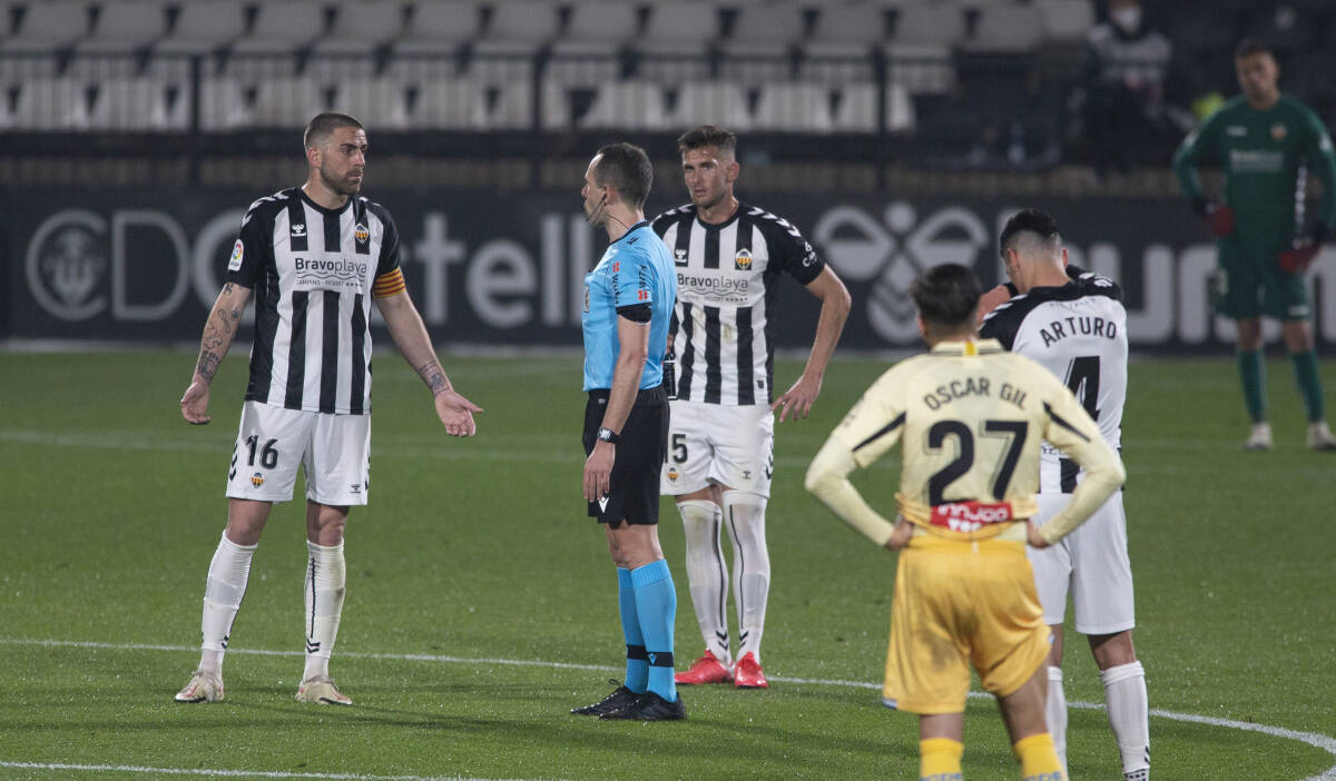 Seis futbolistas del Castellón se reencuentran con el Albacete en un partido de urgencias