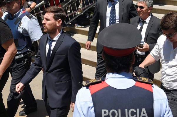 El fiscal pide al Supremo que confirme la pena de 21 meses cárcel para Messi
