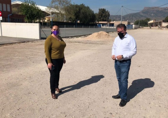 Lorca acondicionará el solar del colegio de Campillo para habilitarlo como aparcamiento