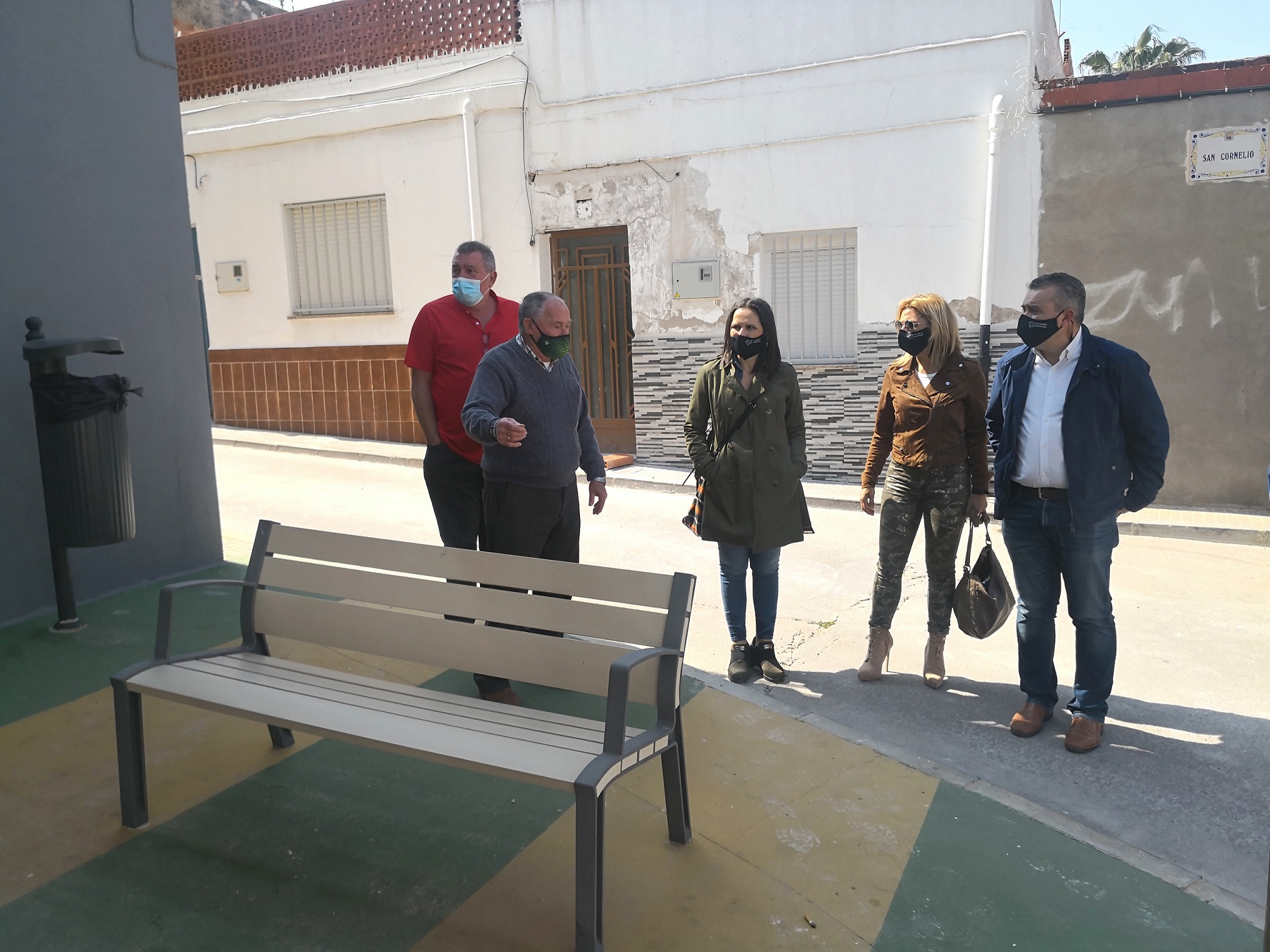 Almassora presenta al vecindario de Corell la reforma del barrio por más de un millón de euros