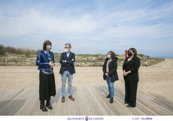 La conselleria de Política Territorial recurre para proteger la playa de l’Ahuir de Gandia