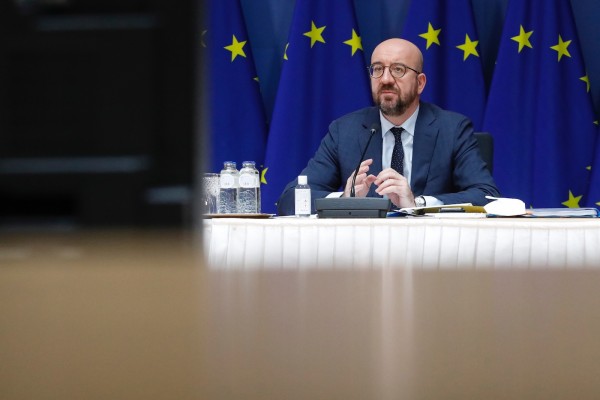 Los Estados de la UE se comprometen a prohibir la exportación de la vacuna contra la covid a otros países