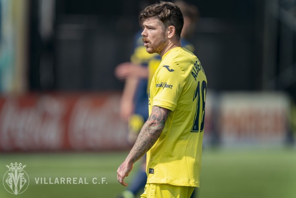 Moreno vuelve a jugar en un amistoso ante el filial en el que golea Alcácer
