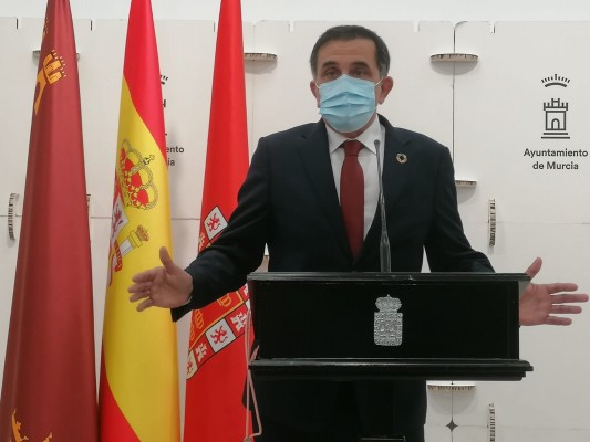 Triunfa la moción de censura en Murcia: José Antonio Serrano (PSOE) ya es el nuevo alcalde