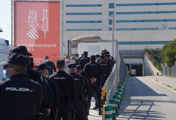 La Comunitat Valenciana reanuda la vacunación con AstraZeneca