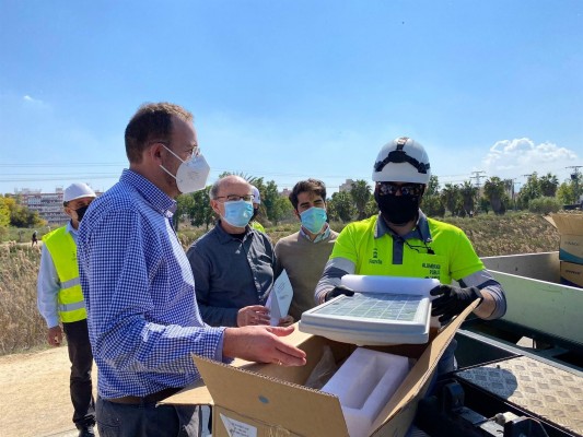 La energía verde llega a Murcia Río con un nuevo alumbrado que funciona con energía solar