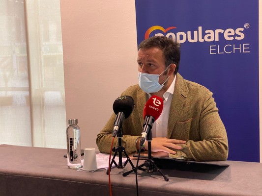 El PP de Elche acusa de falsedad documental al bipartito ante Cultura para cubrir los restos del Mercado