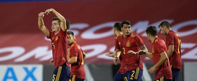 España abre el Europeo con Guillamón liderando la defensa