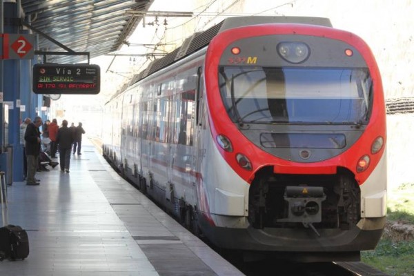 Renfe inicia las obras de mejora de accesibilidad en la estación de Alzira