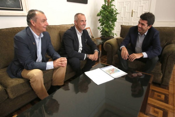 Los empresarios y Mazón sincronizan su reivindicación para mejorar la financiación autonómica