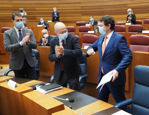 Fracasa la moción de censura en Castilla y León tras una votación sin sorpresas
