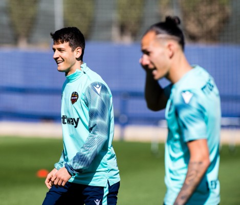 El parón le sirve al Levante para resucitar