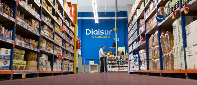 Cash & Carry Dialsur renueva su centro de Alicante y mejora su servicio a profesionales