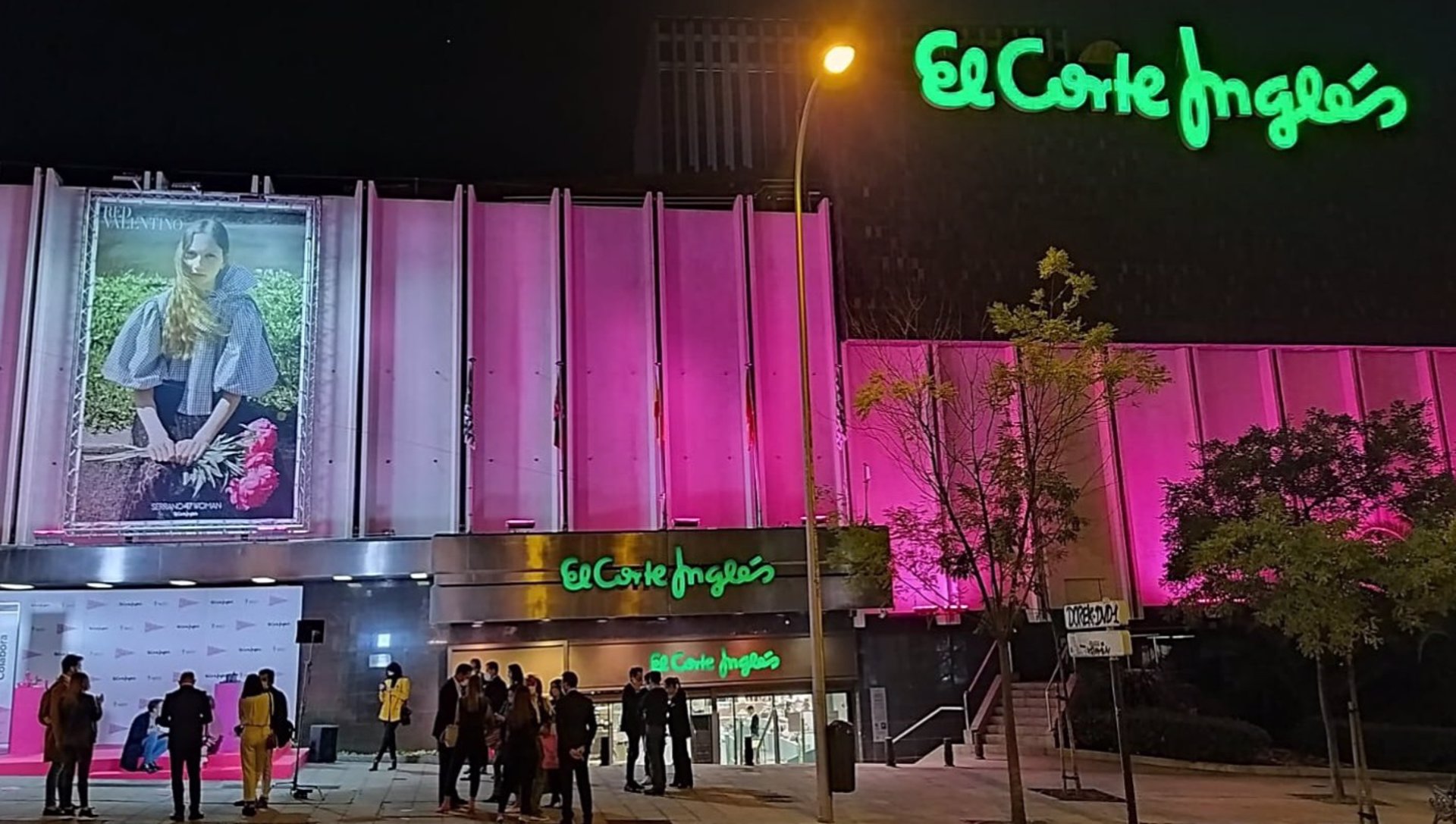 El Corte Inglés mantiene a los sindicatos su propuesta de indemnización para las salidas