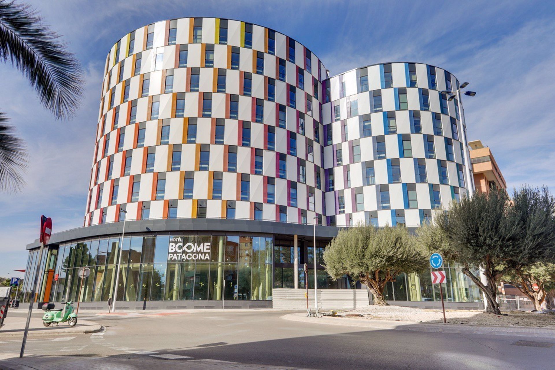 Urbania finaliza las obras del hotel que vendió a Resa en la Patacona