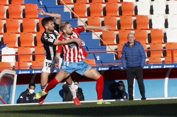 El Castellón suma y sigue en Lugo con un empate a cero