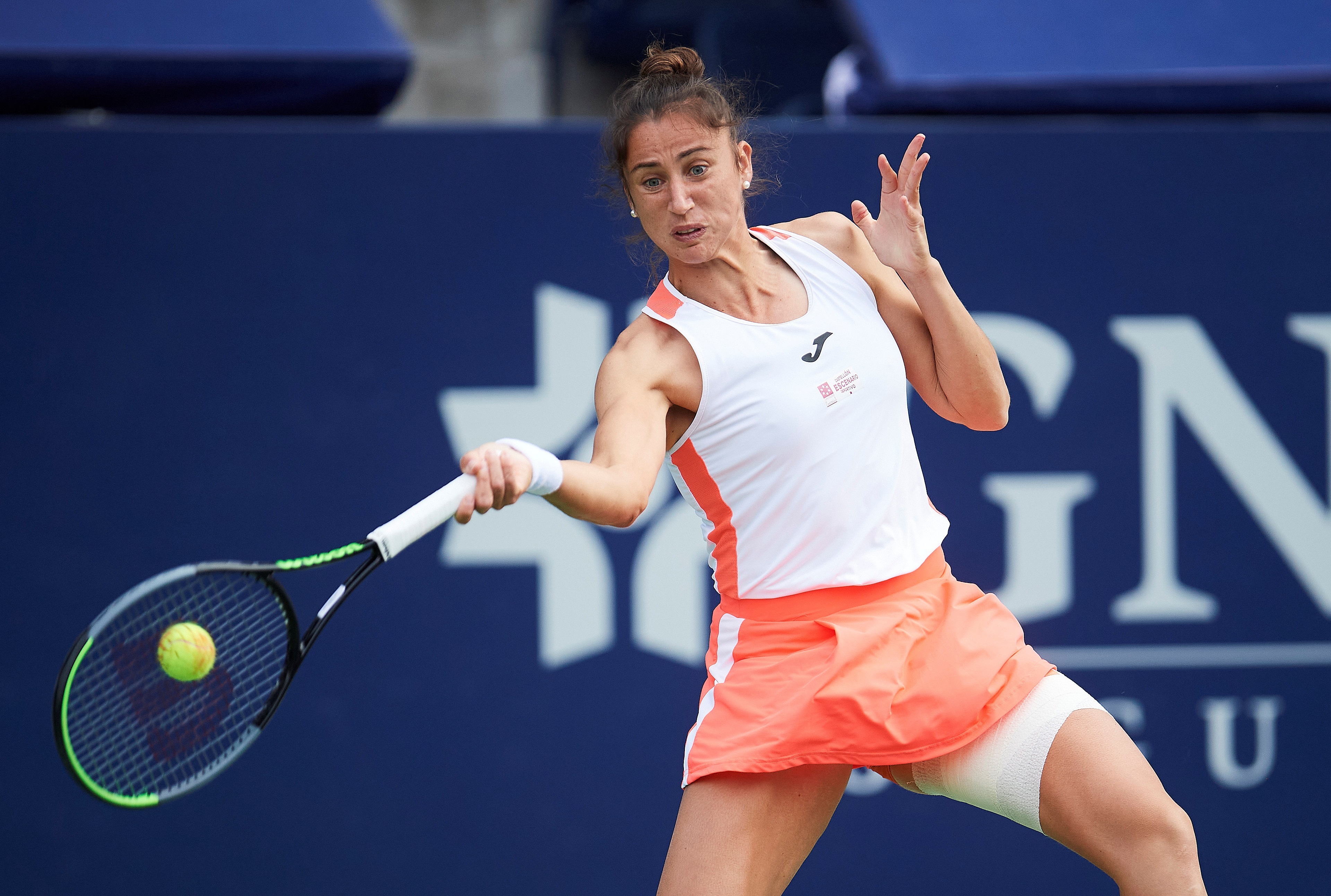 Sara Sorribes se queda a las puertas de la final al caer ante la canadiense Leylah Fernández