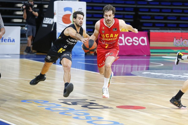 El UCAM jugará tras 8 derrotas ante Fuenlabrada, Bilbao y Estudiantes, rivales para la salvación