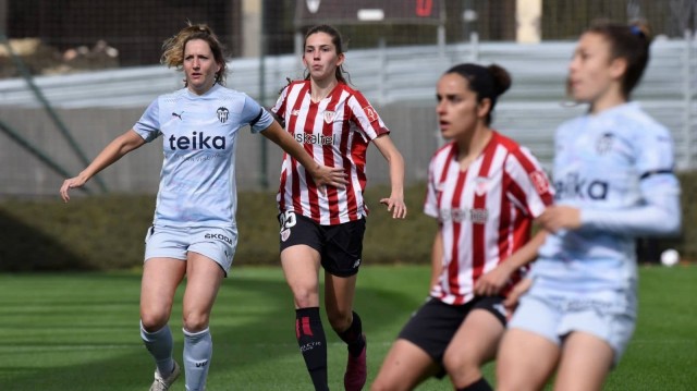 El Valencia cede ante el Athletic que lo supera en la tabla