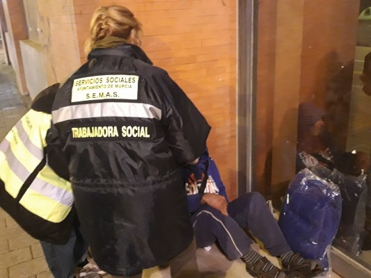 Murcia retoma la 'Operación Frío' para atender a personas sin hogar por las bajas temperaturas