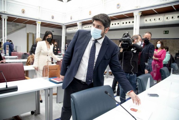 ¿Qué ocurriría si López Miras convocase elecciones? Volveríamos a las urnas en mayo 2023